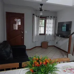 Apartamento Clara Manhã, Bombinhas